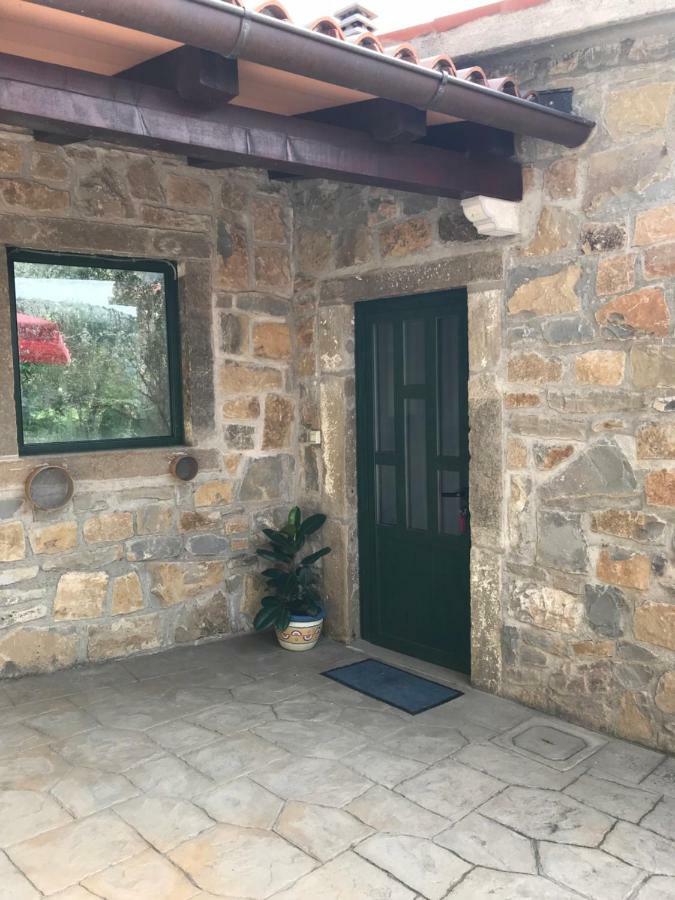 Tourist Farm With Apartments Fig Tree Dekani Exterior photo